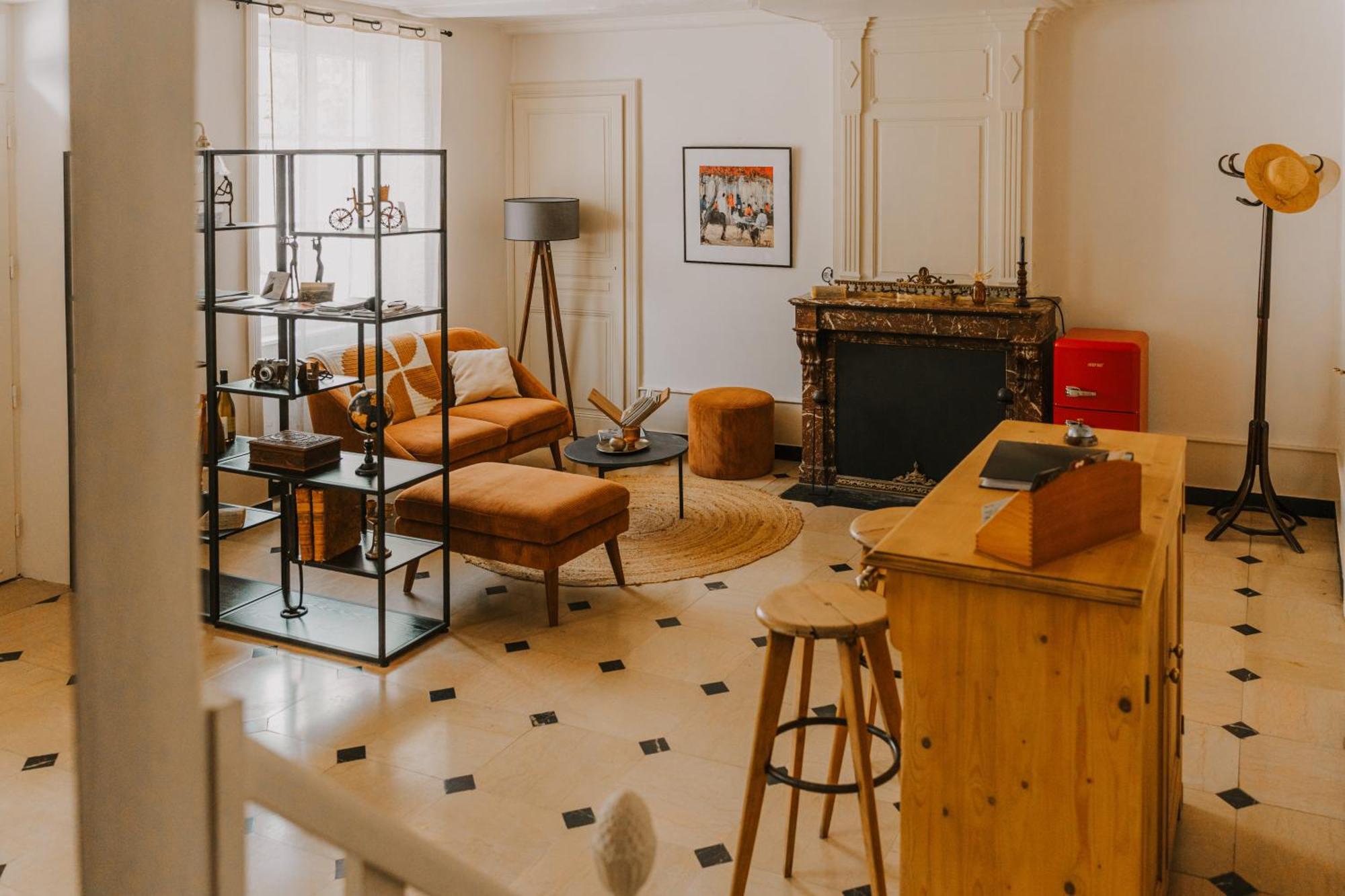 Maison D'Hotes Et Gite De Charme Avec Piscine, La Lhuiseraie Екстериор снимка